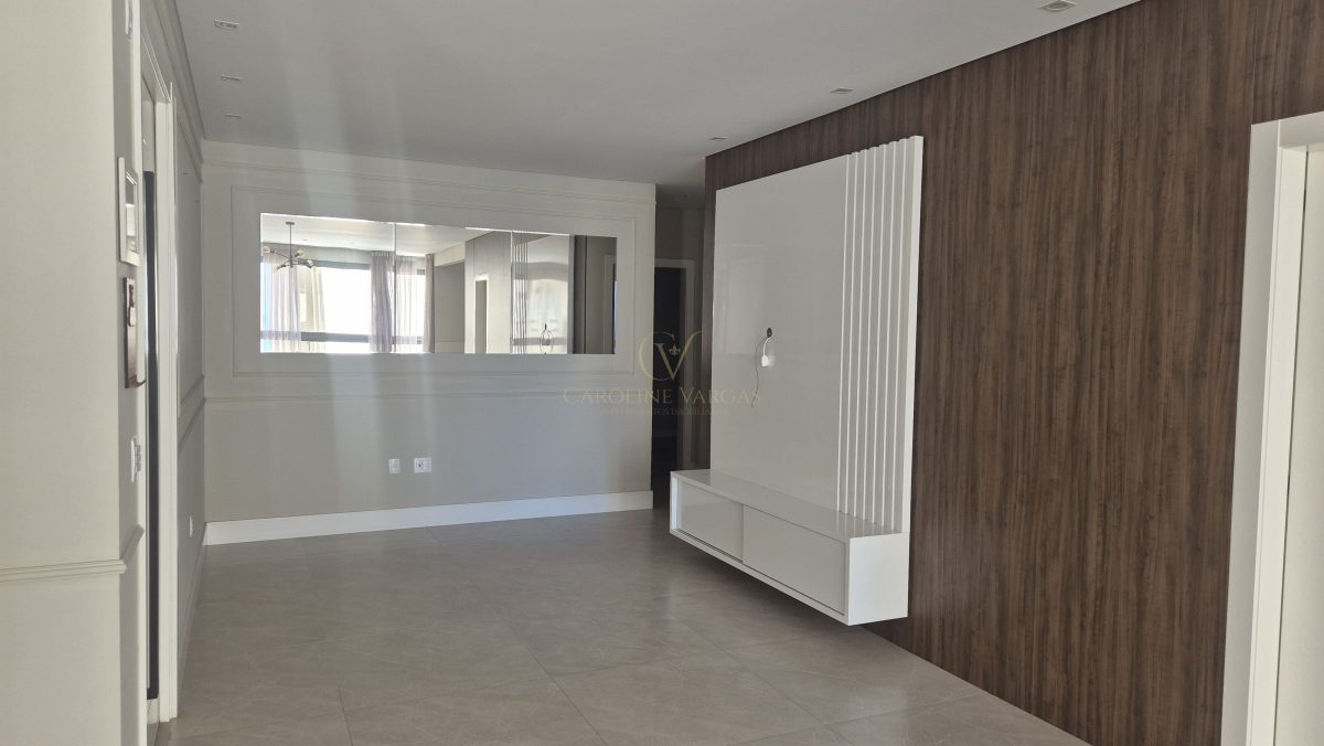 Apartamento para Locação Anual no bairro MEIA PRAIA  em Itapema