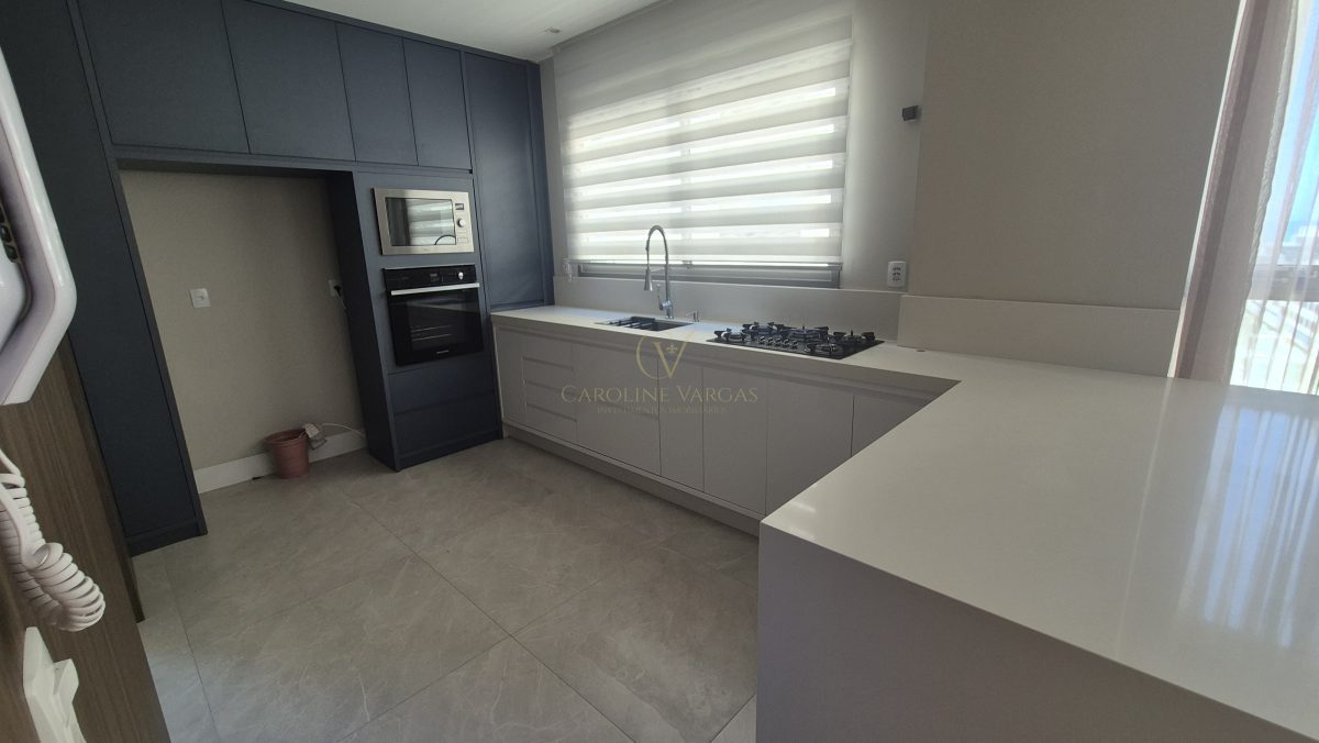 Apartamento para Locação Anual no bairro MEIA PRAIA  em Itapema