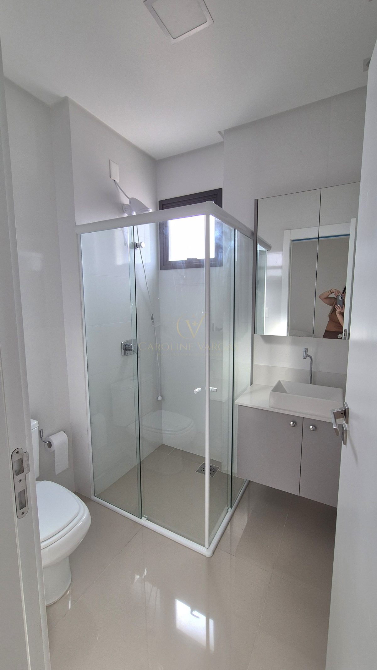 Apartamento 3 suítes para Locação Anual em Itapema